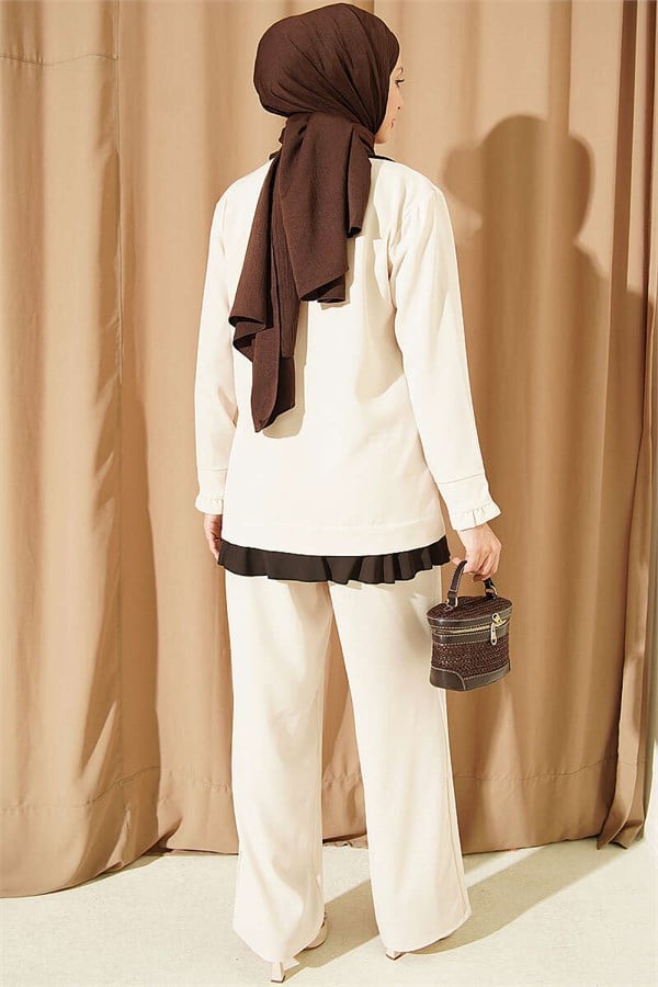 Gathered Detail 2 Piece Set in Beige