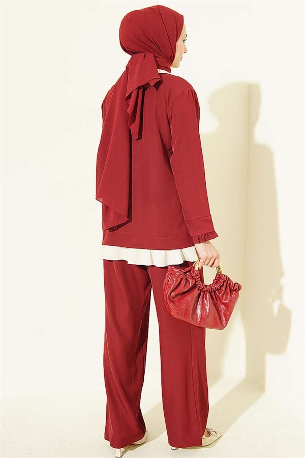 Gathered Detail 2 Piece Set in Burgundy