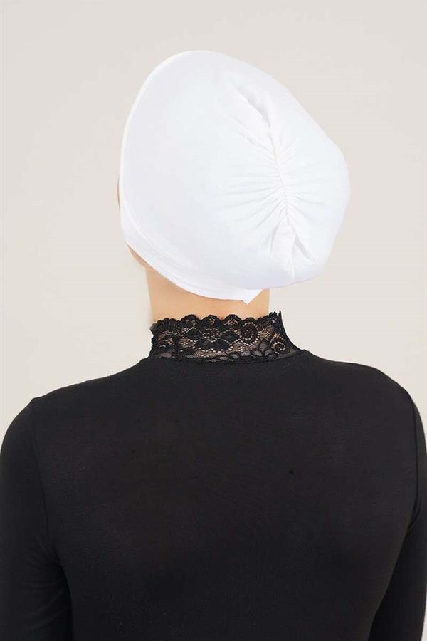 Cross Banded Ecru Bonnet