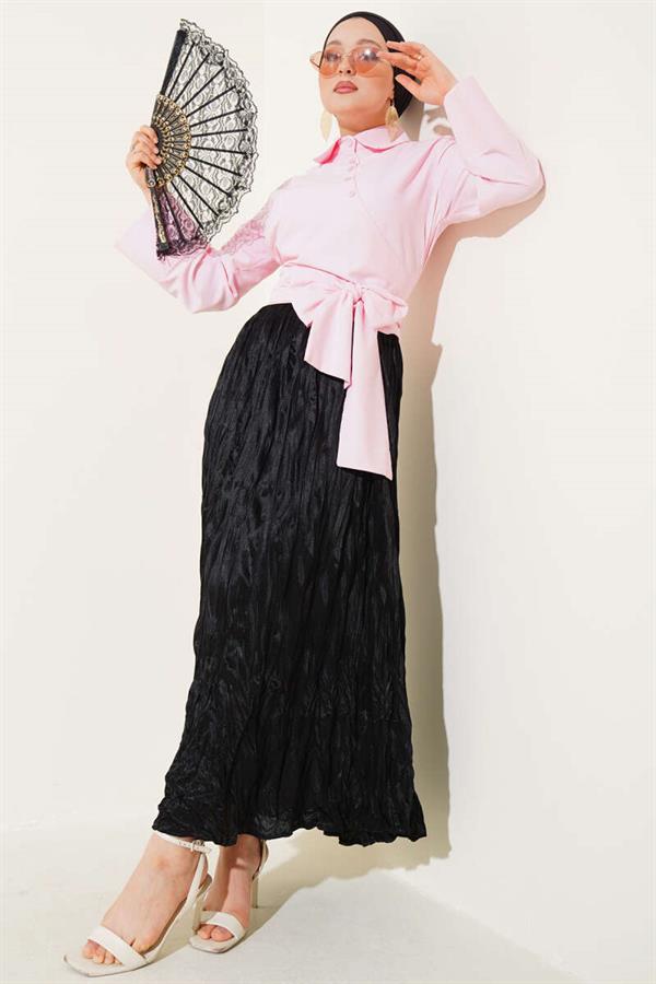 Short Shirt with Cross Button-Up Detail in Pink