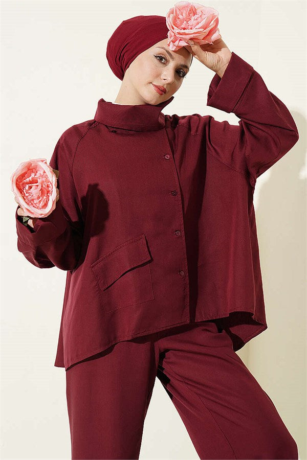 Cross-Neck Buttoned 2 Piece Set in Burgundy