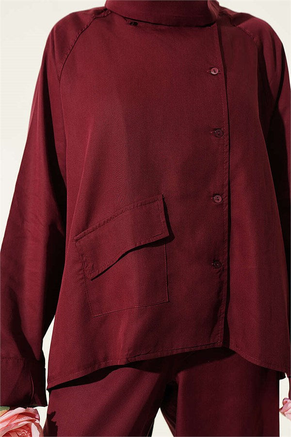 Cross-Neck Buttoned 2 Piece Set in Burgundy