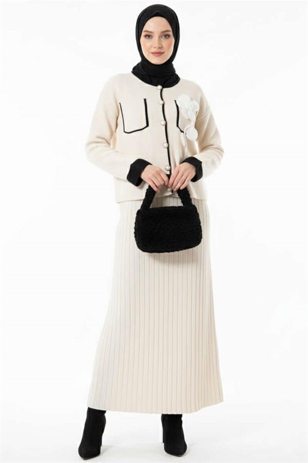 Two-Piece Skirted Suit with Rose Embroidery on the Pocket, Beige