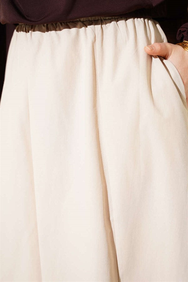 Beige Straight Skirt with Pockets and Elastic Waist