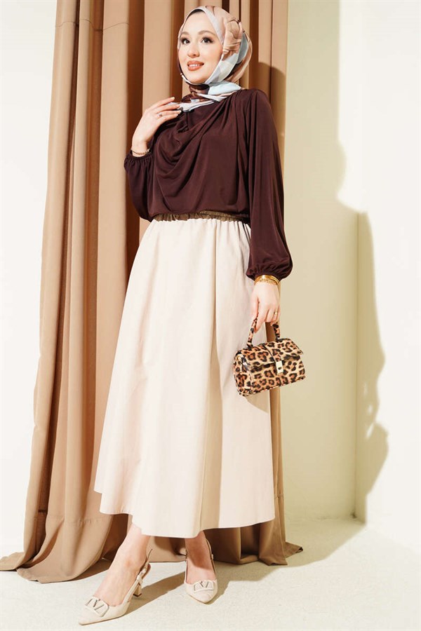 Beige Straight Skirt with Pockets and Elastic Waist