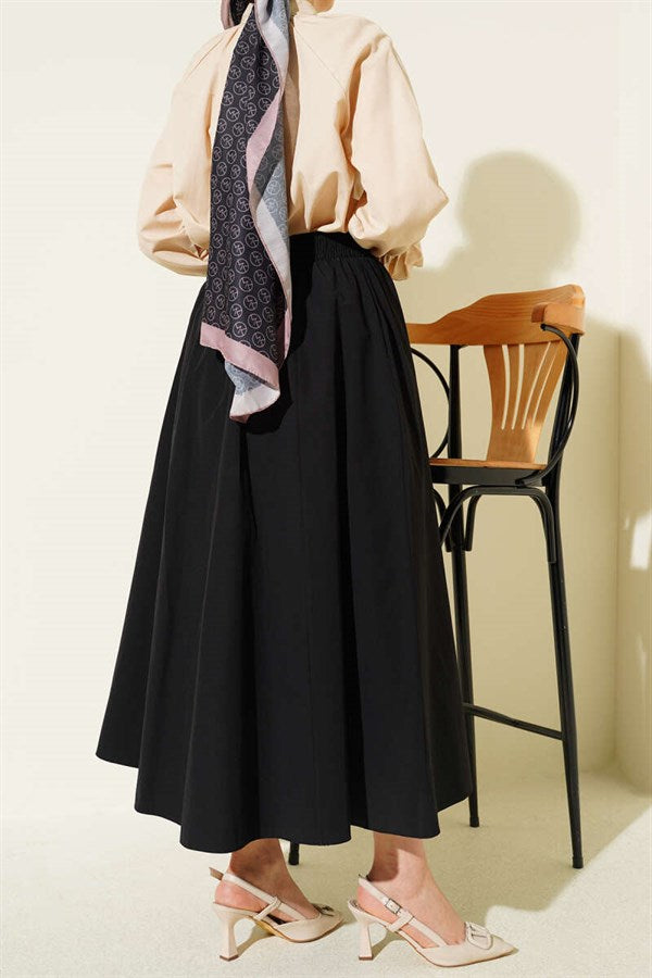 Black Straight Skirt with Pockets and Elastic Waist