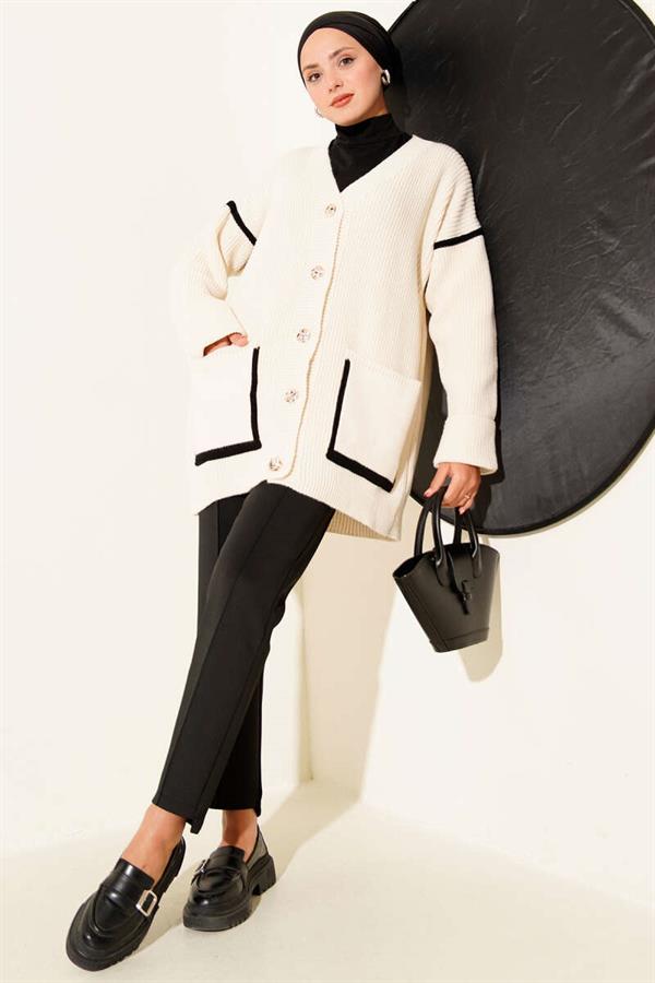 Beige Knitted Cardigan with Gold Buttons and Pockets