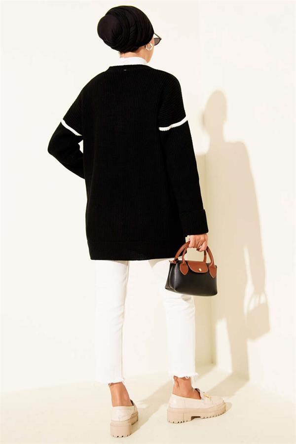 Gold Buttoned Knit Cardigan with Pockets, Black