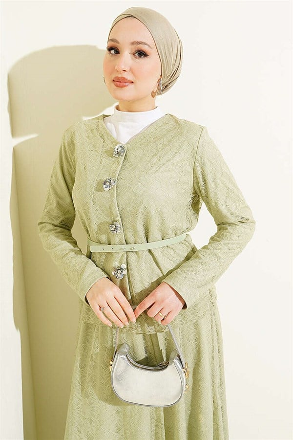 Floral Snap Button Lace Skirt 2 Piece Set in Light Green