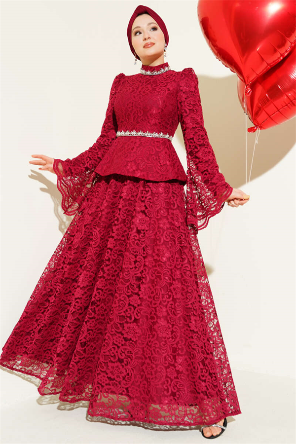 Floral Lace Embellished Evening 2 Piece Set in Burgundy
