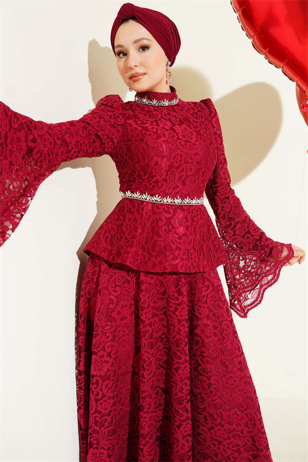 Floral Lace Embellished Evening 2 Piece Set in Burgundy