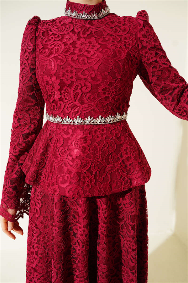 Floral Lace Embellished Evening 2 Piece Set in Burgundy