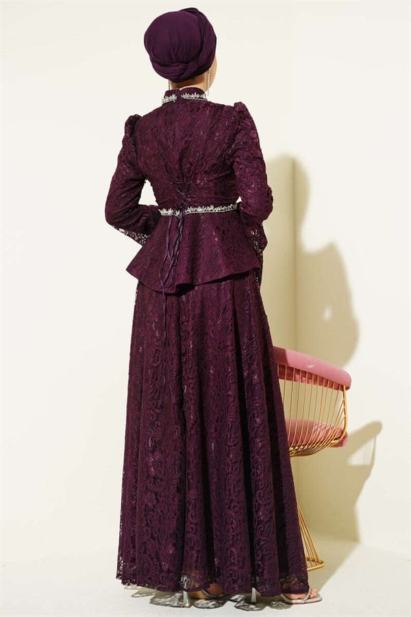 Floral Lace Embellished Evening 2 Piece Set in Purple