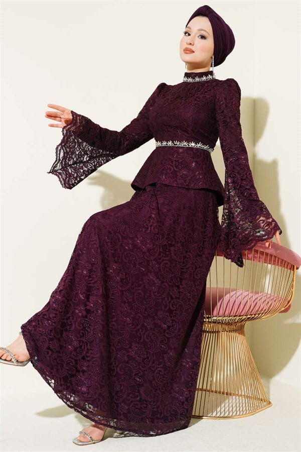 Floral Lace Embellished Evening 2 Piece Set in Purple