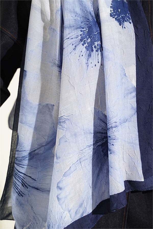 Floral Pattern Detail Bamboo Crash Scarf Navy Blue