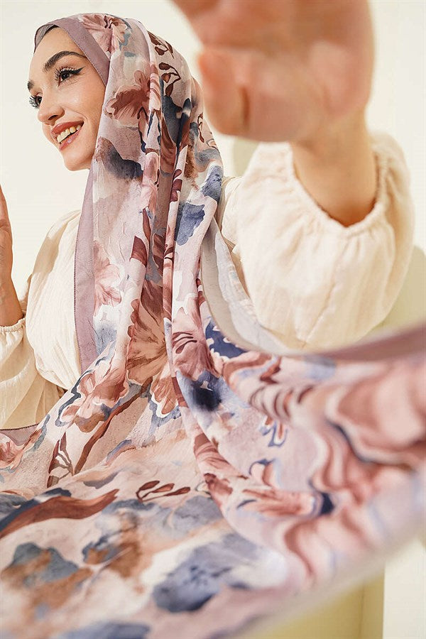 Floral Pattern Detailed Bamboo Crash Shawl Latte