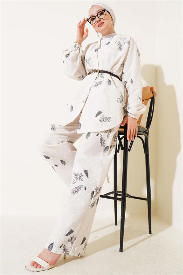 Floral Patterned Embossed 2 Piece Set Black
