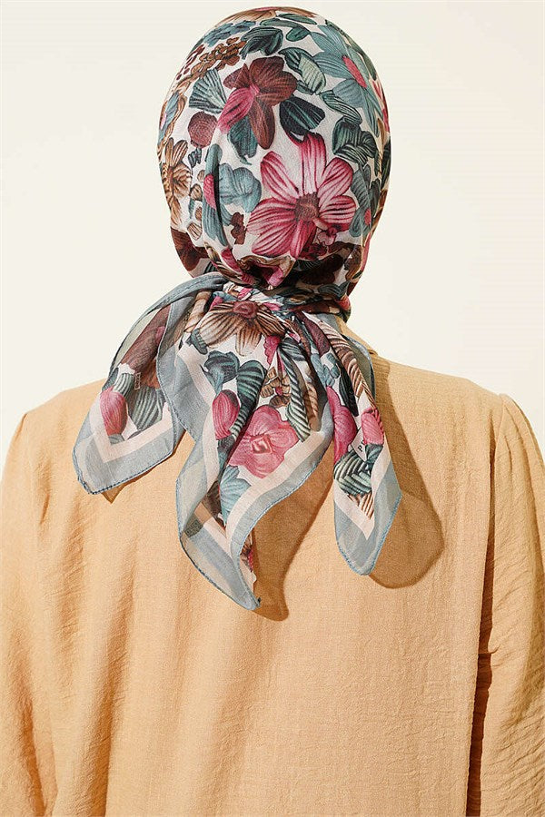 Floral Patterned Soft Scarf Mint