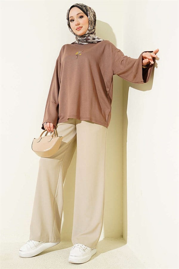 Flower Embroidered Loisha Blouse Chestnut
