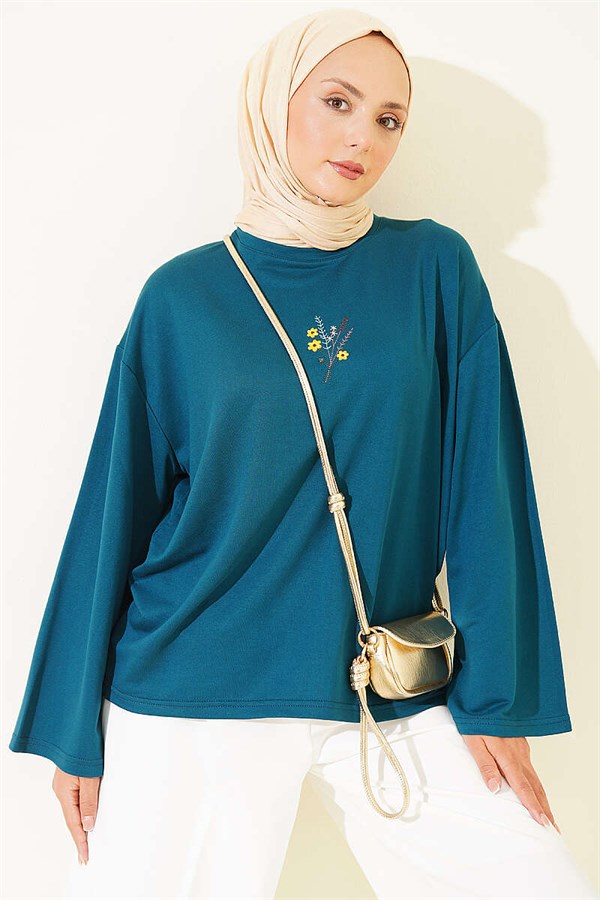 Flower Embroidered Loisha Blouse in Petroleum