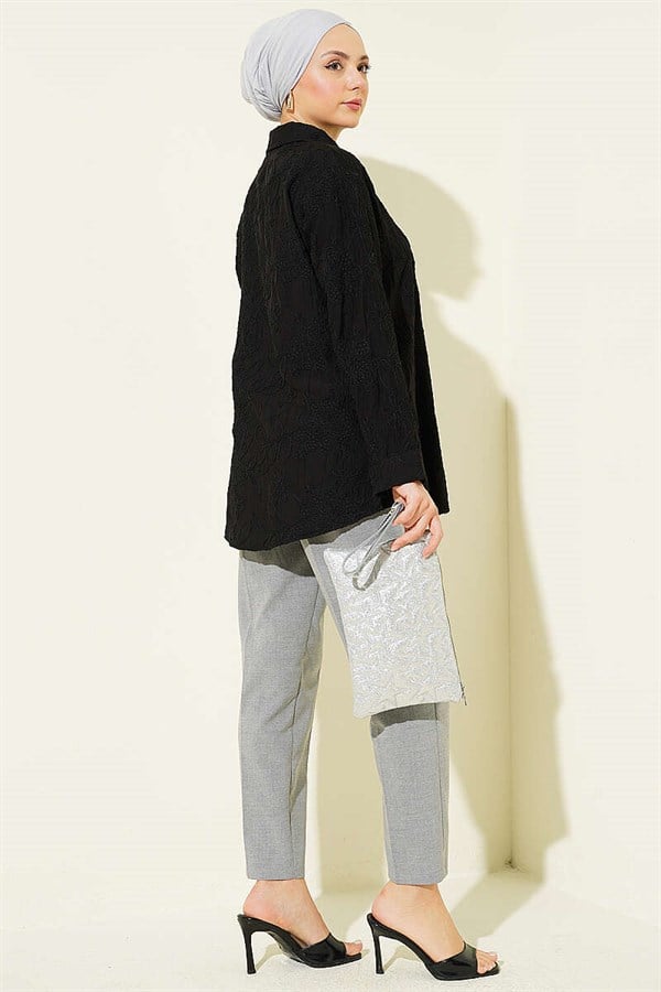 Floral Embossed Basic Shirt Black