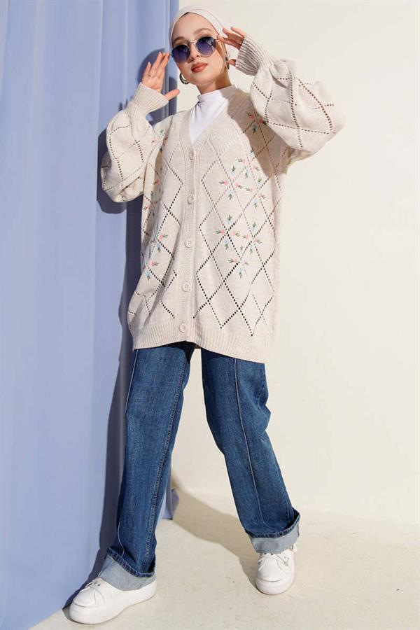 Floral Diamond Patterned Knit Cardigan Beige