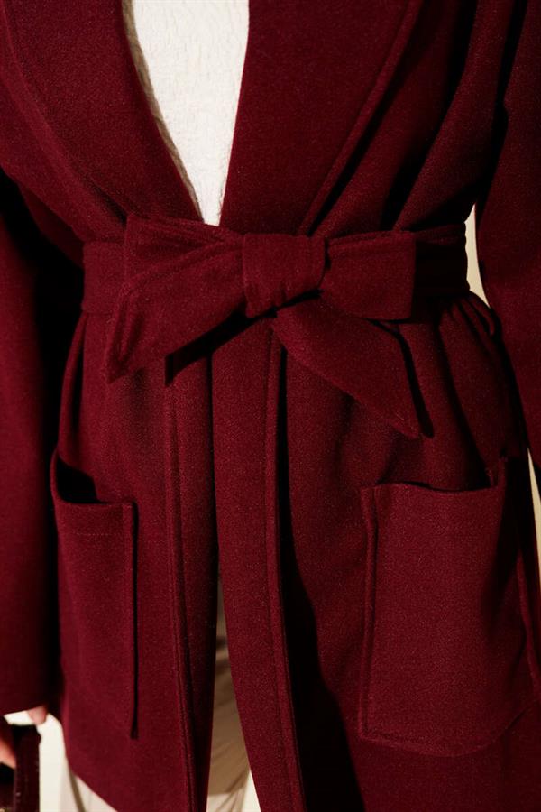 Double-Pocketed Double-Breasted Belted Short Coat Burgundy