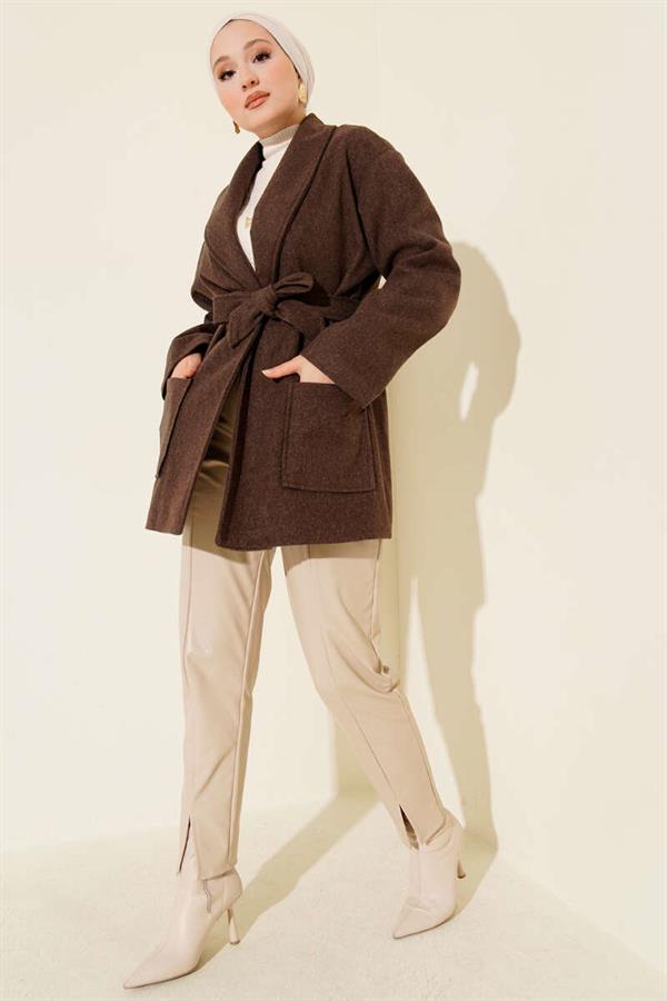 Double-Pocketed Double-Breasted Belted Short Coat Brown