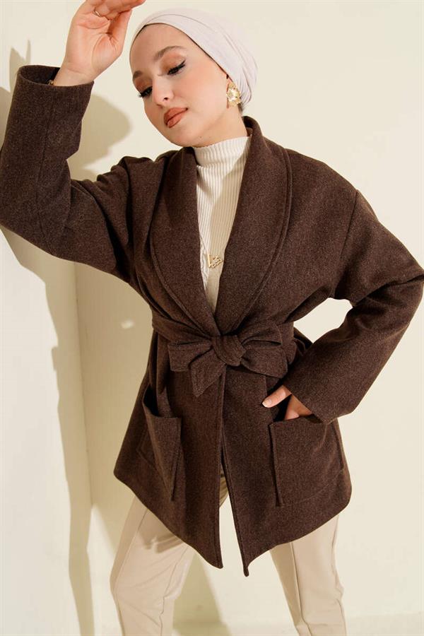 Double-Pocketed Double-Breasted Belted Short Coat Brown