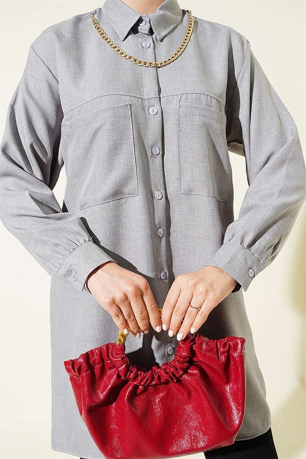 Gray Shirt with Double Pockets and Chain Necklace