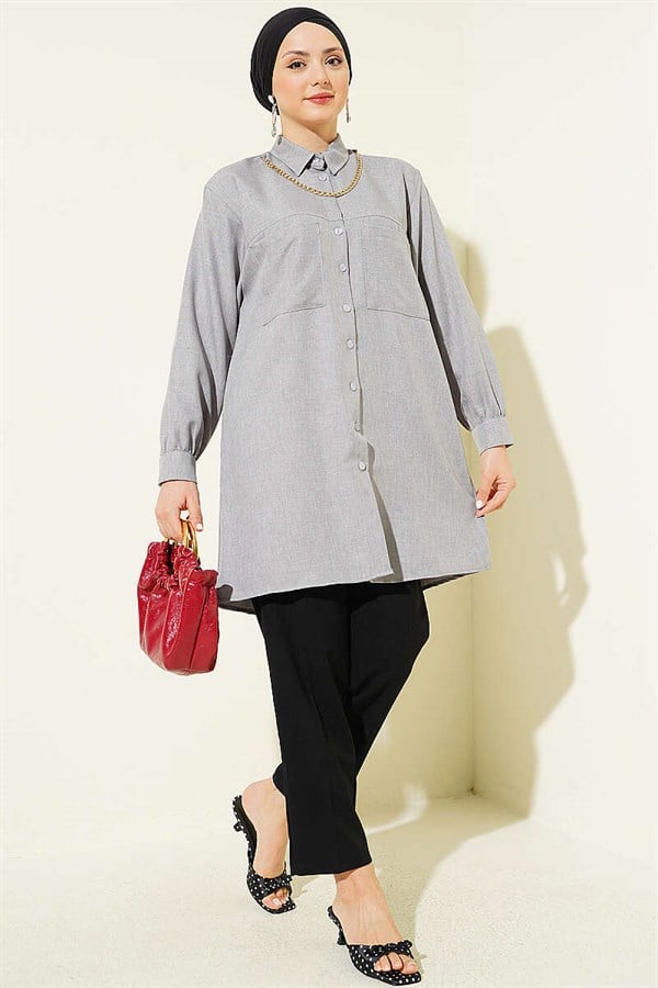 Gray Shirt with Double Pockets and Chain Necklace