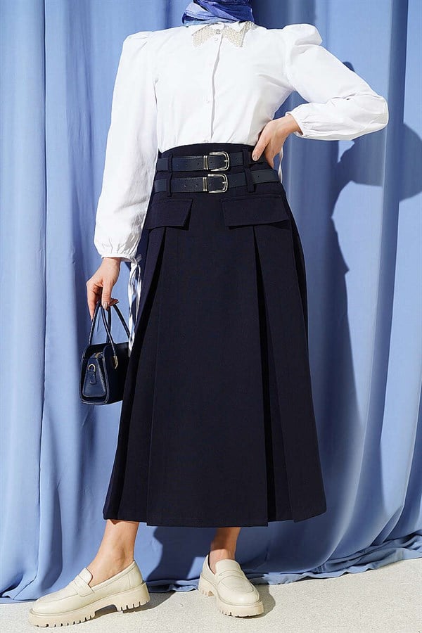 Double-belted dart-detailed flared skirt, navy blue.