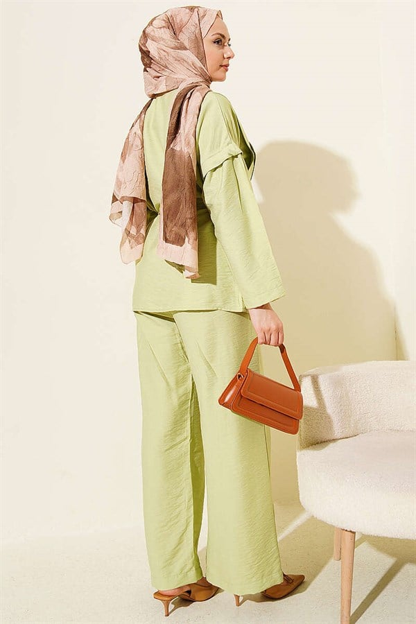 Double Pleated Mandarin Collar 2 Piece Set in Light Green