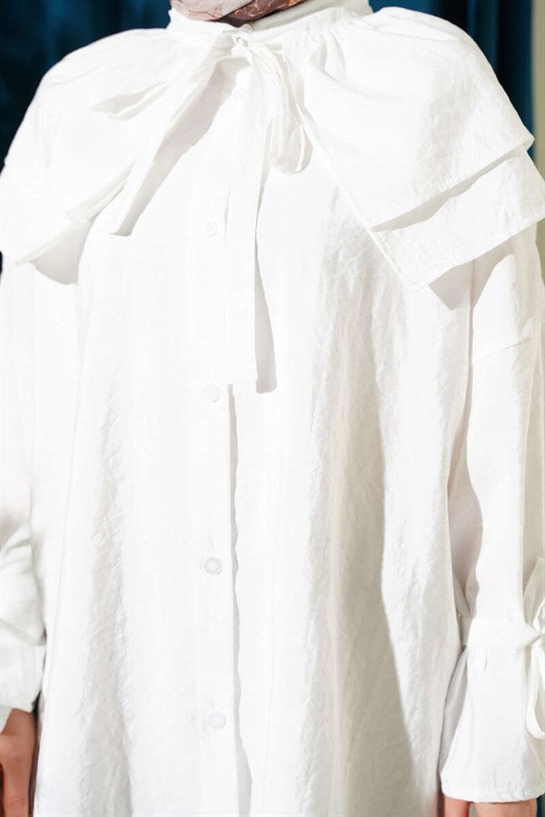 Long Shirt with Detachable Wide Collar, White