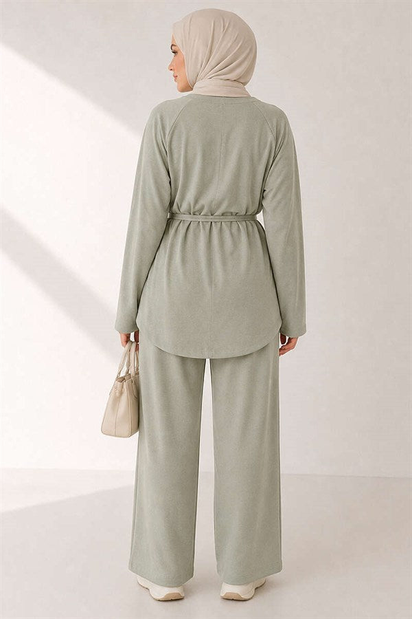 Loysha 2 Piece Set with Rope Belt, Light Green