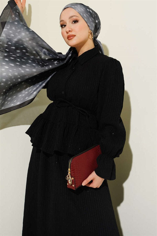 2 Piece Set with striped stitching and sequined skirt, black.