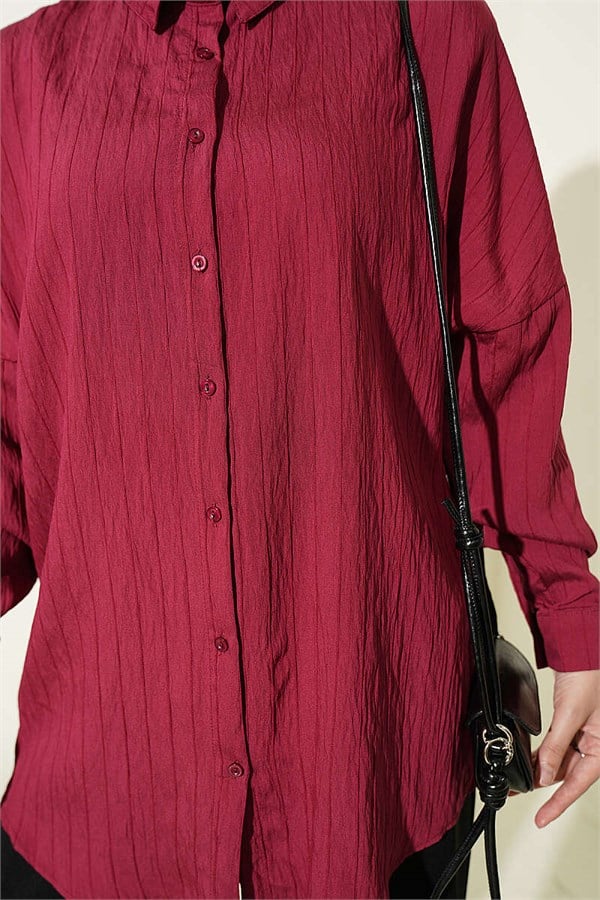 Basic Shirt with Embossed Stripe, Burgundy