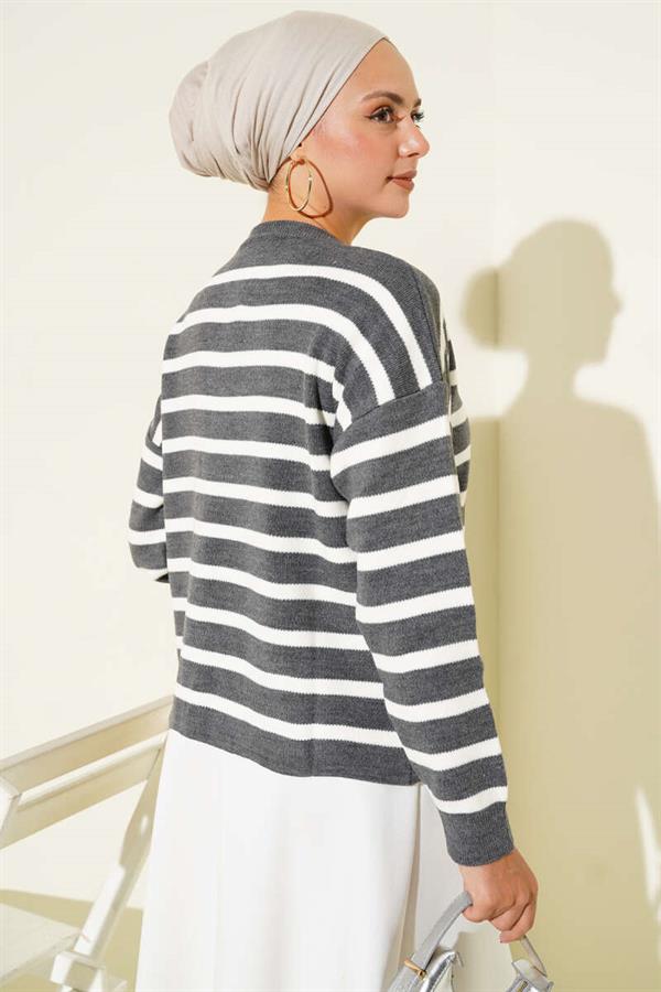 Striped Button Detailed Short Knit Cardigan Smoke