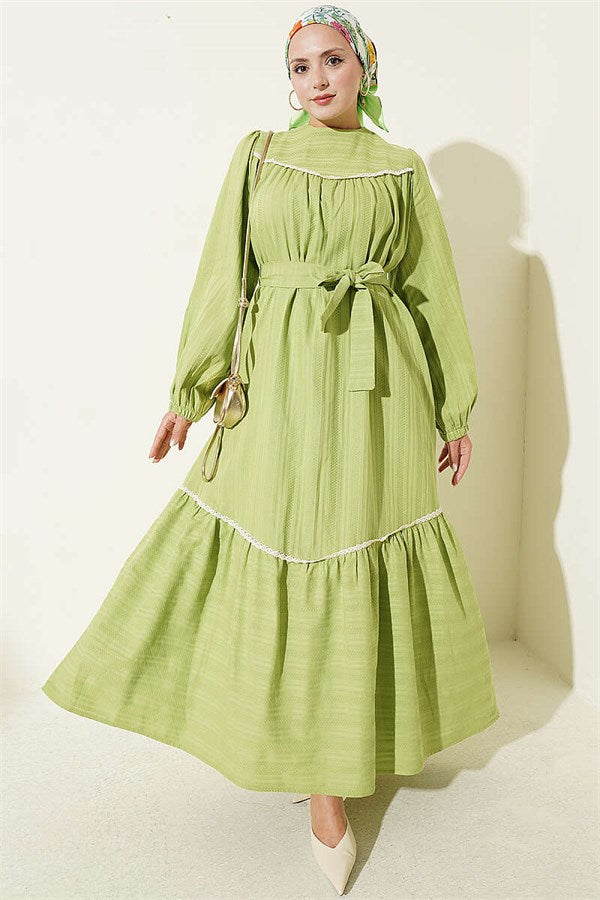 Green Dress with Lace Detail and Elastic Ankle Straps