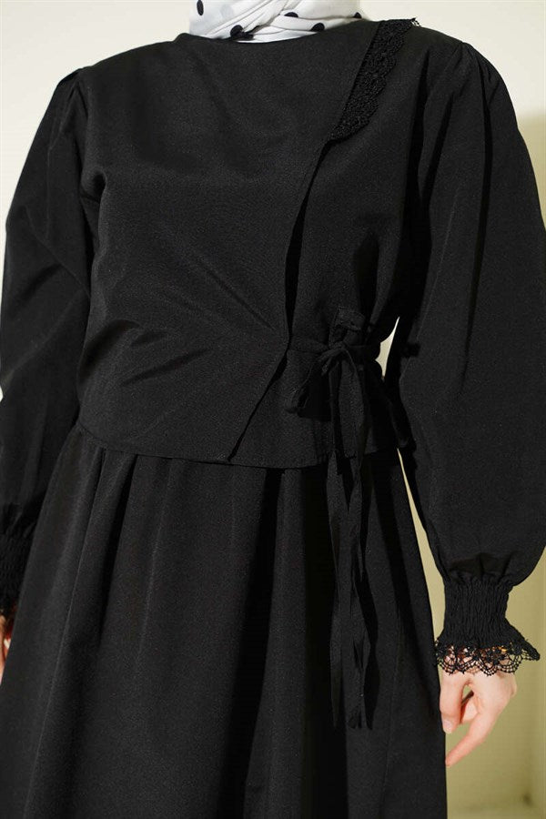 Black Poplin Sleeveless Dress with Lace Details