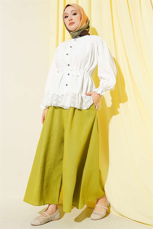 Lace Ruffled Waist Tunnel Shirt White