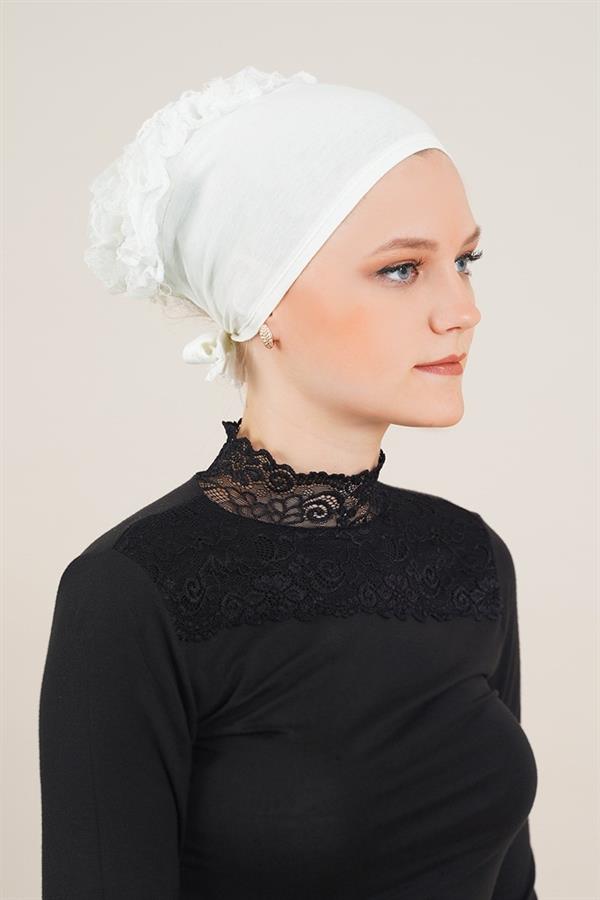 Lace Ruffle Ecru Bonnet