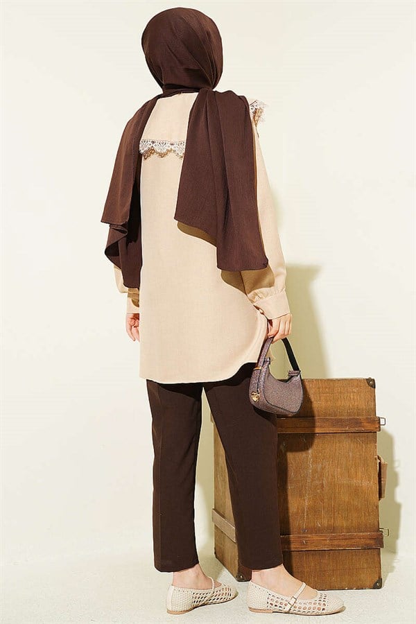 Lace-trimmed Sailor Collar Shirt, Beige