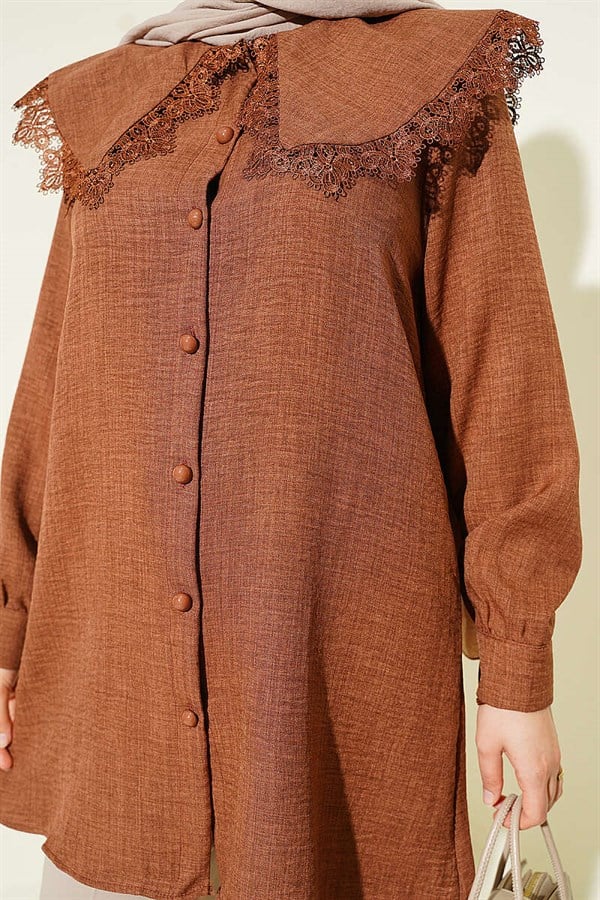 Lace-Trimmed Sailor Collar Shirt, Coffee