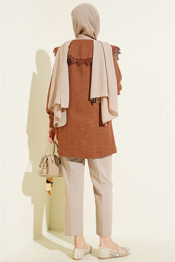 Lace-Trimmed Sailor Collar Shirt, Coffee