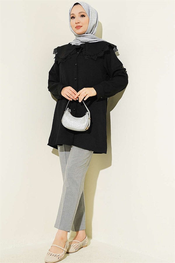 Lace-trimmed Sailor Collar Shirt, Black