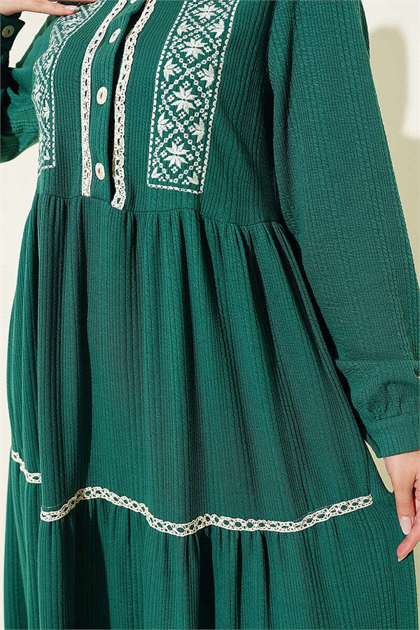 Lace Embroidered Knitted Dress Green