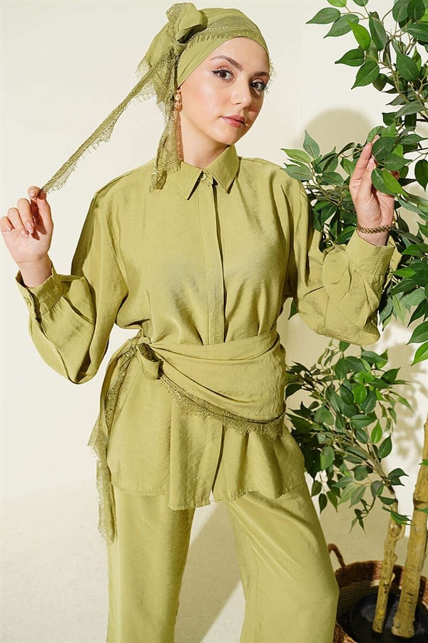Lace Shawl Detail Hidden Button 2 Piece Set in Light Green