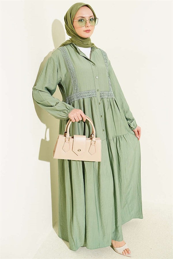 Lace Trim Detail Buttoned Layered Dress in Sage Green