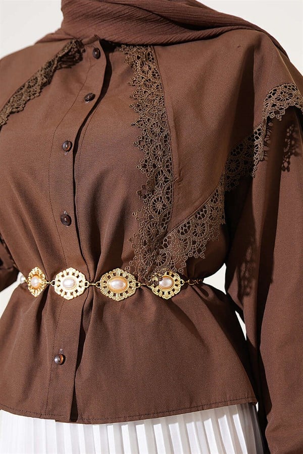 Lace-trimmed Sailor Collar Short Poplin Shirt, Brown